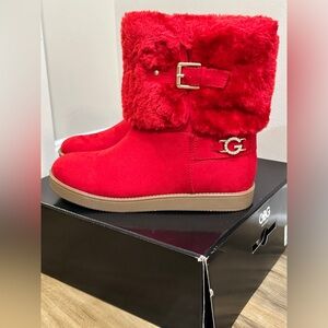 Guess GBG Aleya Women's Size 9M Faux Fur Suede Cold Weather Ankle Boots Red NEW